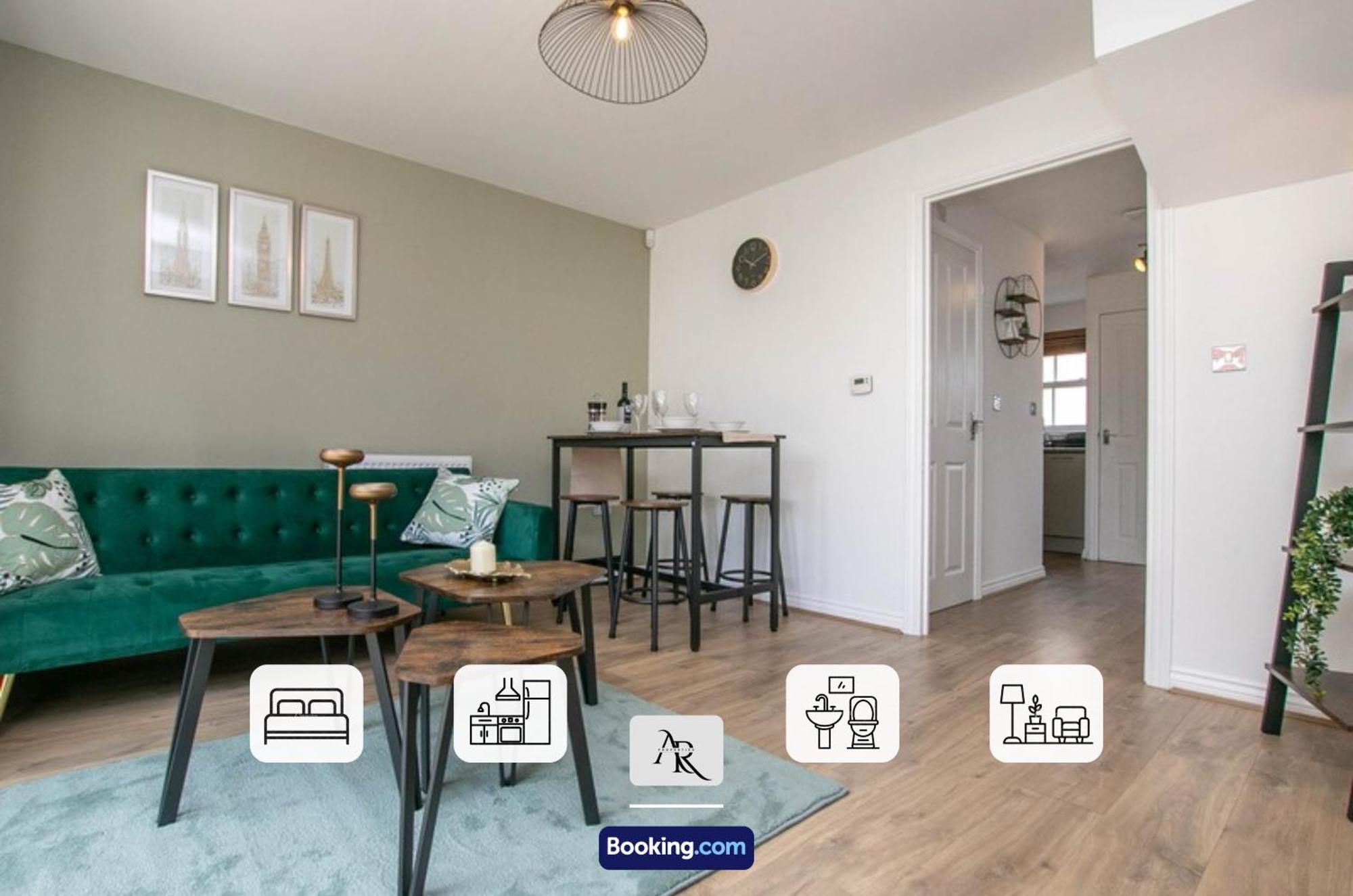 Cozy House By Ar Properties Short Lets & Serviced Accommodation Colchester Esterno foto