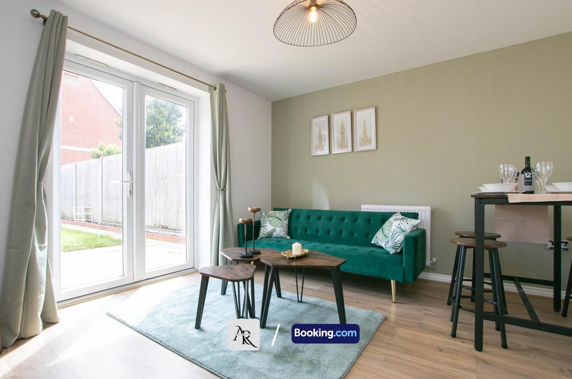 Cozy House By Ar Properties Short Lets & Serviced Accommodation Colchester Esterno foto