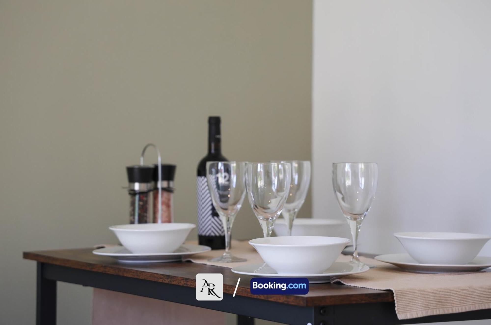 Cozy House By Ar Properties Short Lets & Serviced Accommodation Colchester Esterno foto